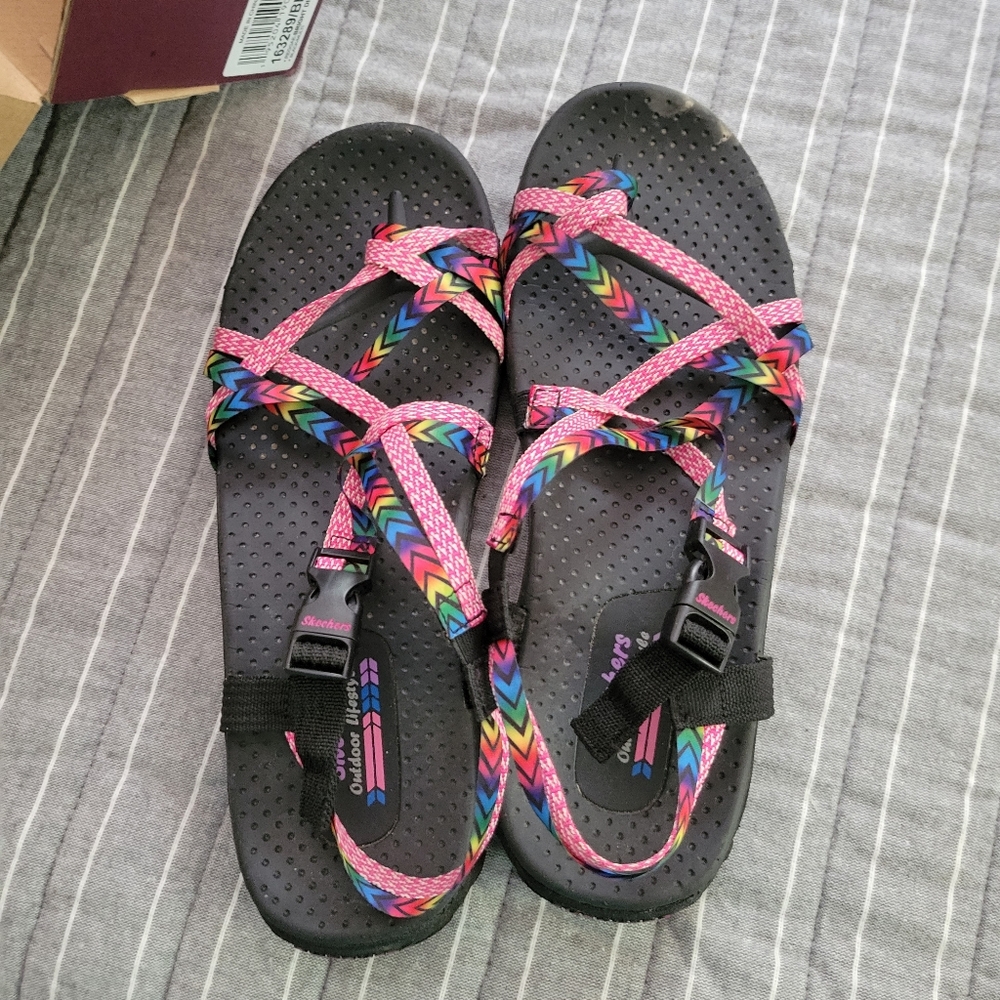 Ladies Skechers